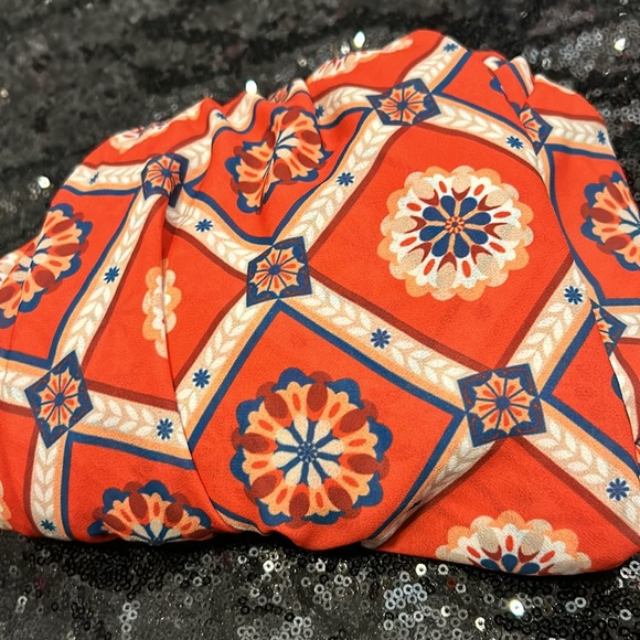 FLYING TOMATO blouse in size M - Picture 10 of 11